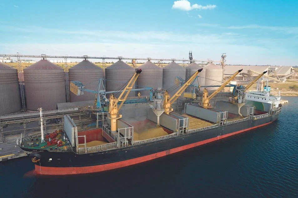 Agricultural commodity export